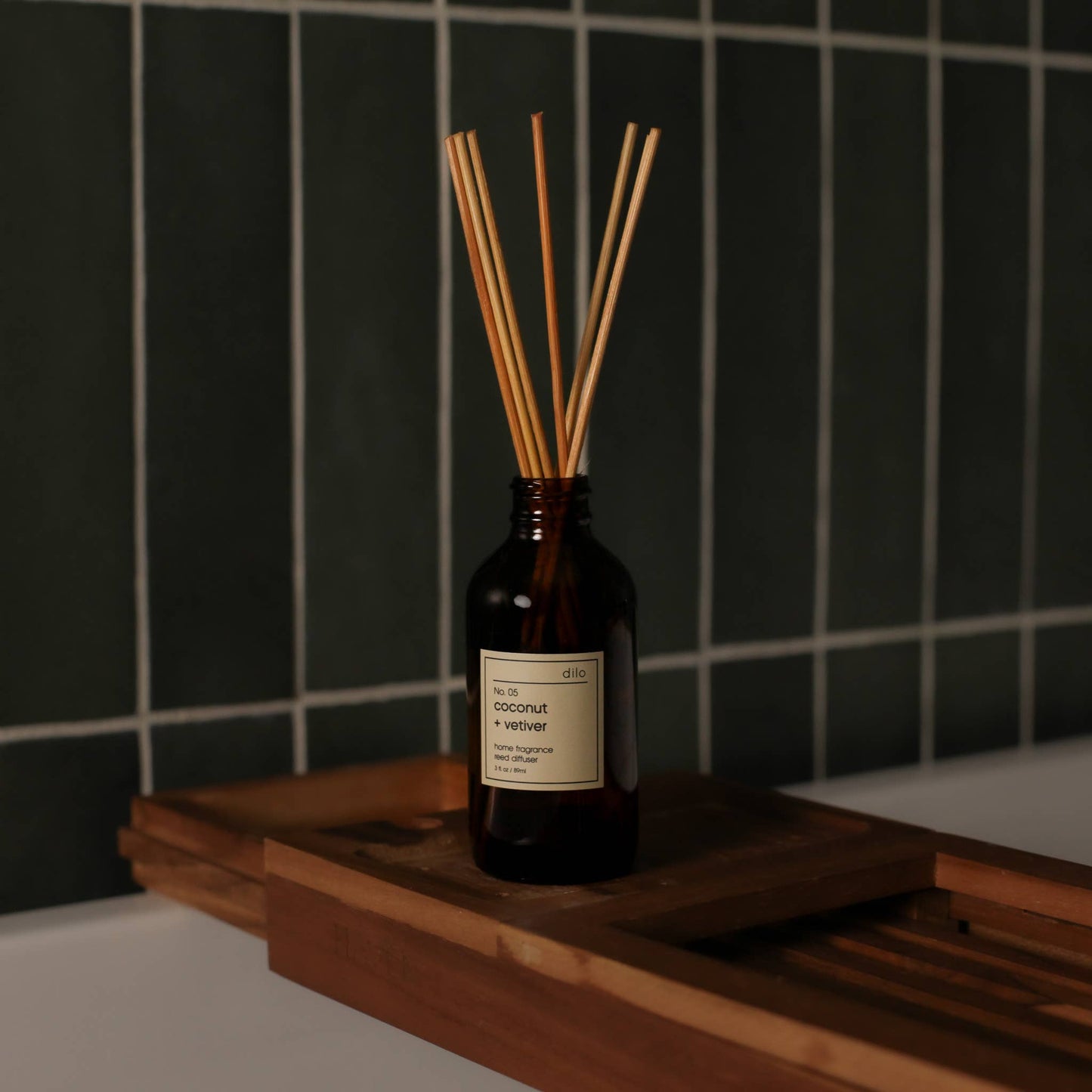 dilo - No. 05 Coconut + Vetiver Reed Diffuser